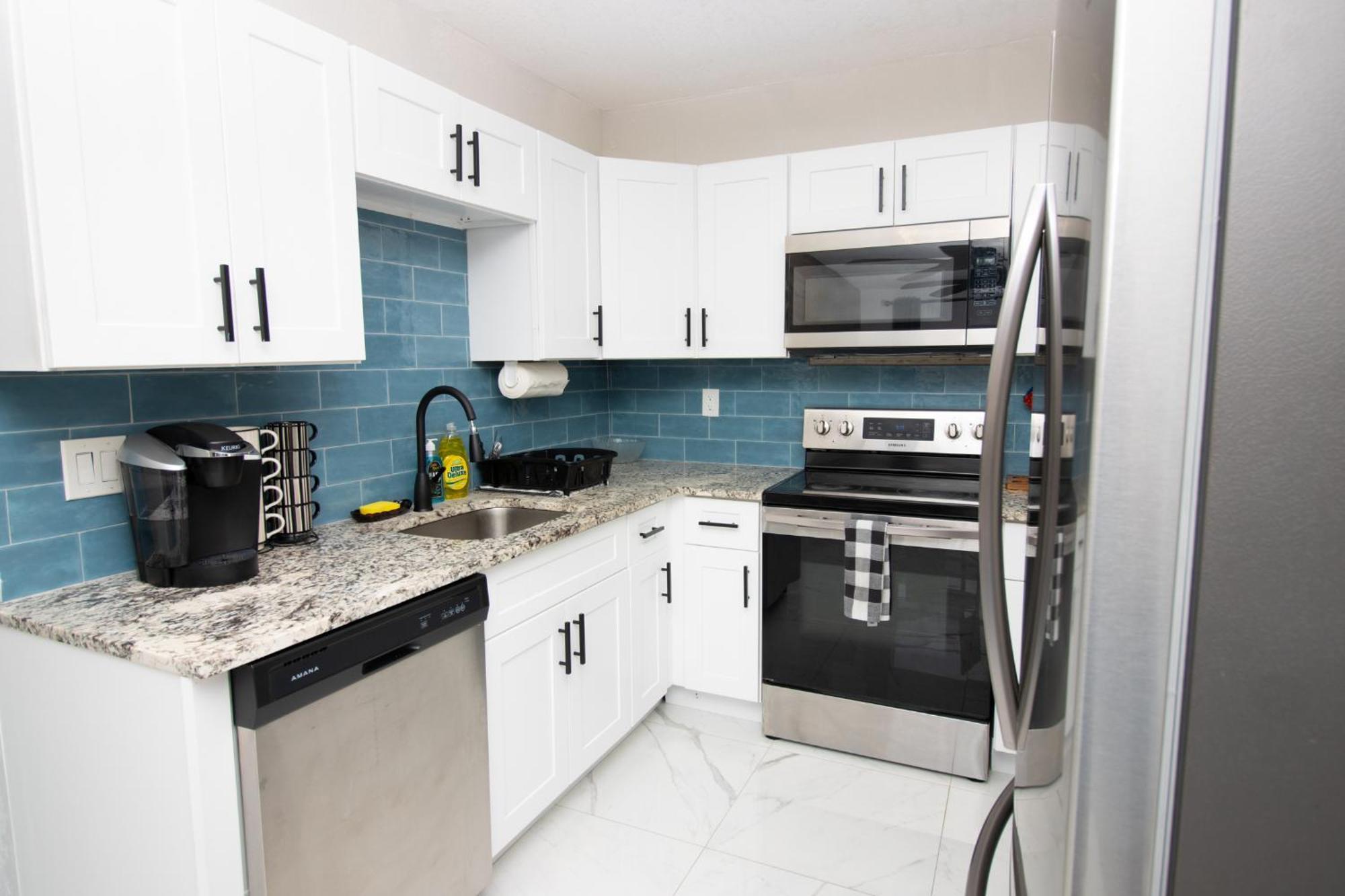 Shared Home - Close To The Beach Riviera Beach Esterno foto